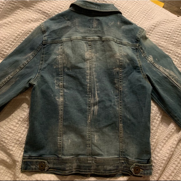 Yest Jean Jacket - Picture 5 of 5